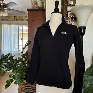 The North Face Black Women's Half-Zip Fleece Pullover